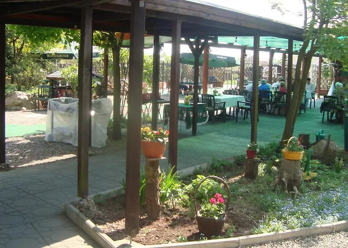 Hotel Gasthof Goldener Hahn