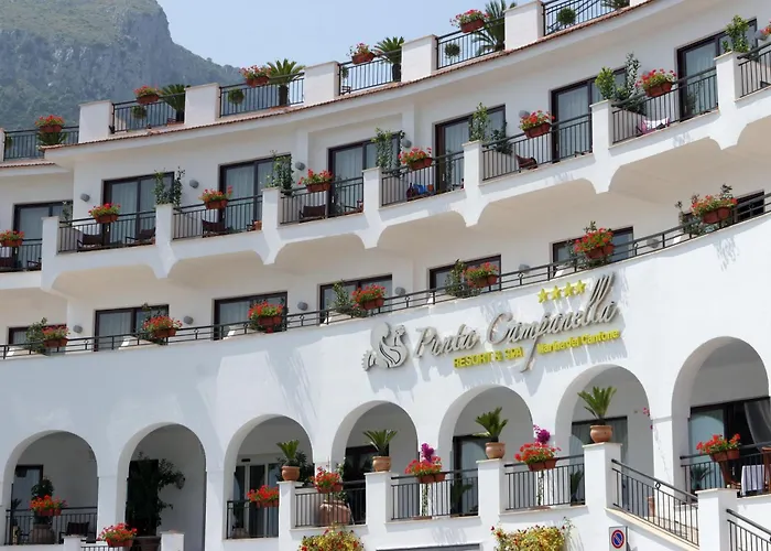 Punta Campanella Resort & Spa