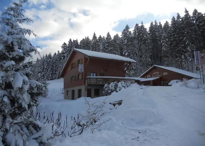 Auberge Du Saut Des Cuves