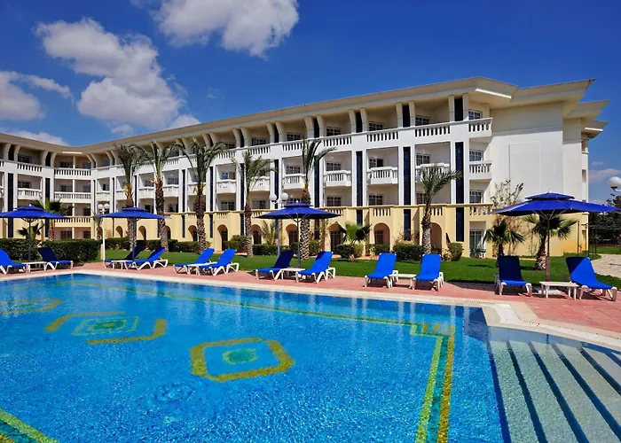 Medina Belisaire And Thalasso