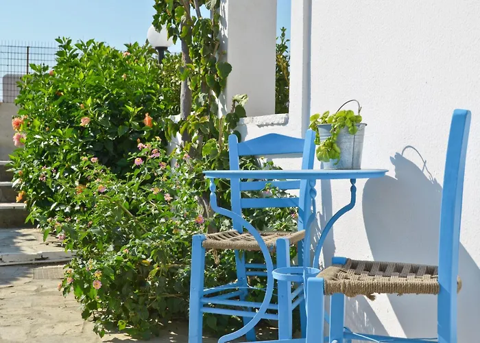 Dilino Hotel Studios