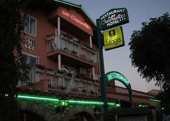 Logis Hotel Restaurant Les Charmettes