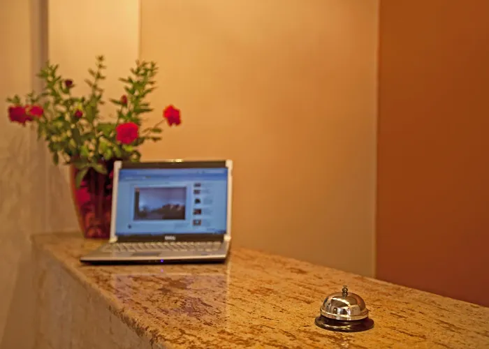 Hotel Milton