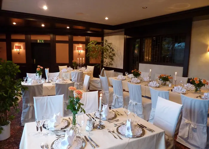 Hotel Holl
