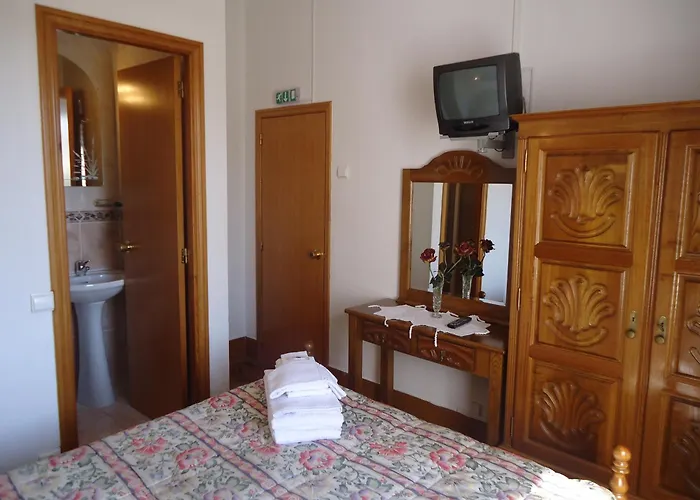 Hotel Aviz