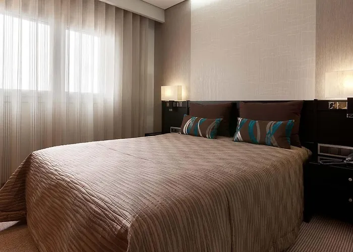 Cardal Hotel