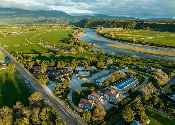 Last Resort Karamea