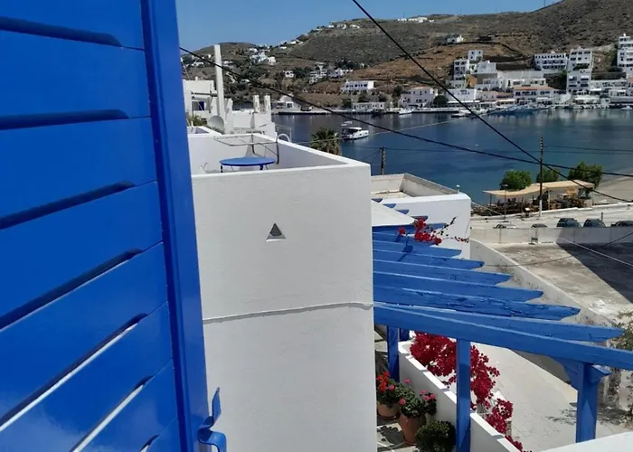 Martinos Studios, Merihas Port