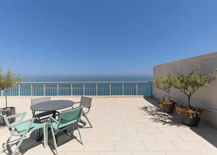 Zefyros Sea View Hotel