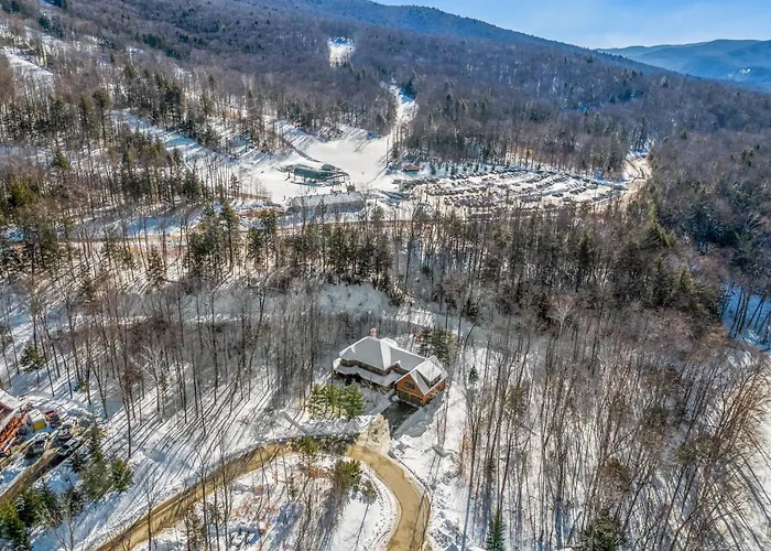 Luxury Family Lodge Hot Tub, Cinema, Game Room