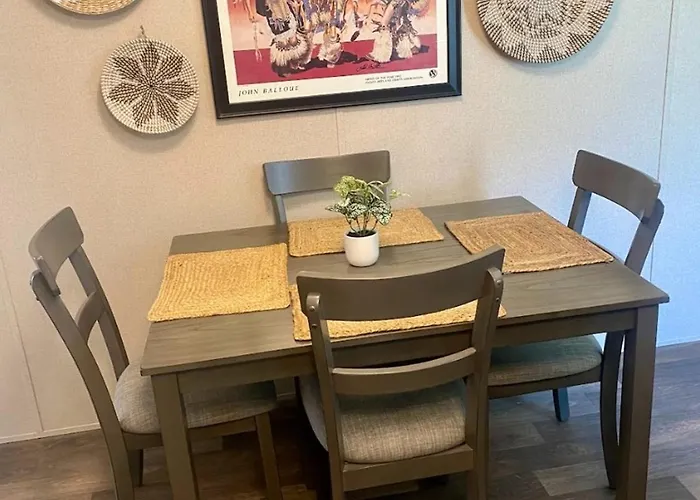Private Cozy Hideaway With Deck Escape Austin 35Mi