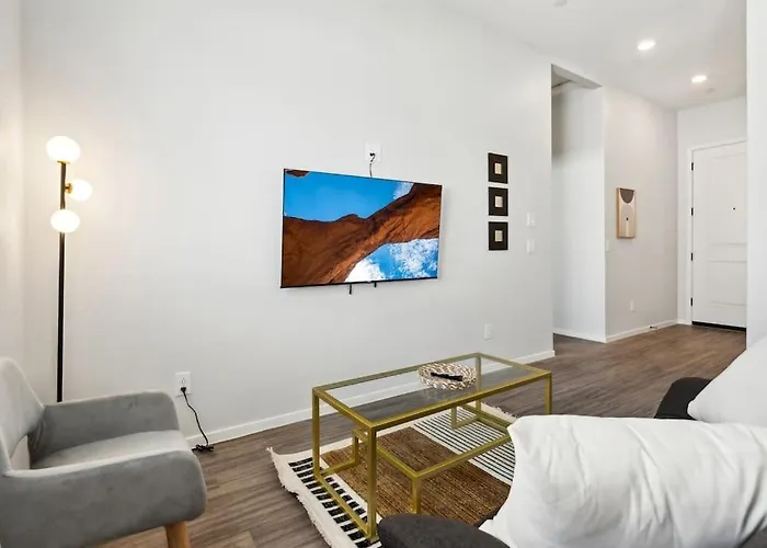 Luminous Sunrise Home In Casa Grande With Pool,Bbq