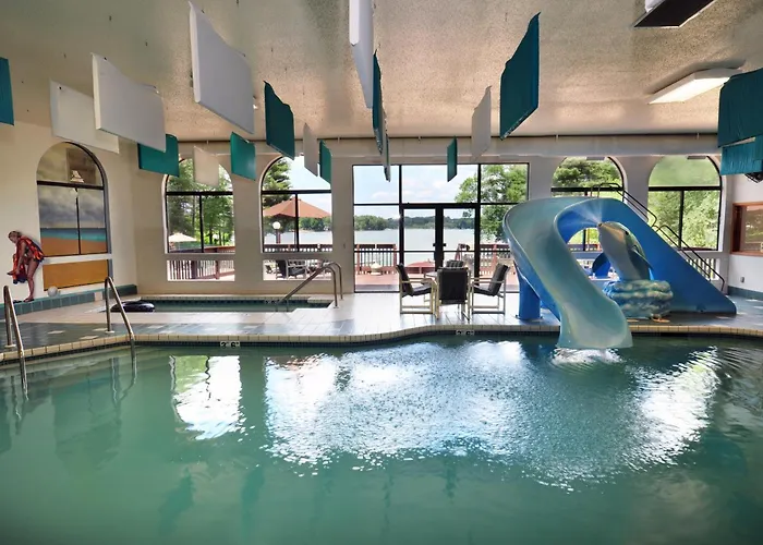 Sunset Bay Resort & Suites