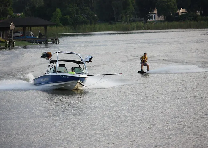 Lake Roy Beach Inn - Winter Haven