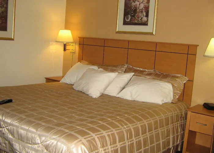 Americas Best Value Inn And Suites St. Cloud