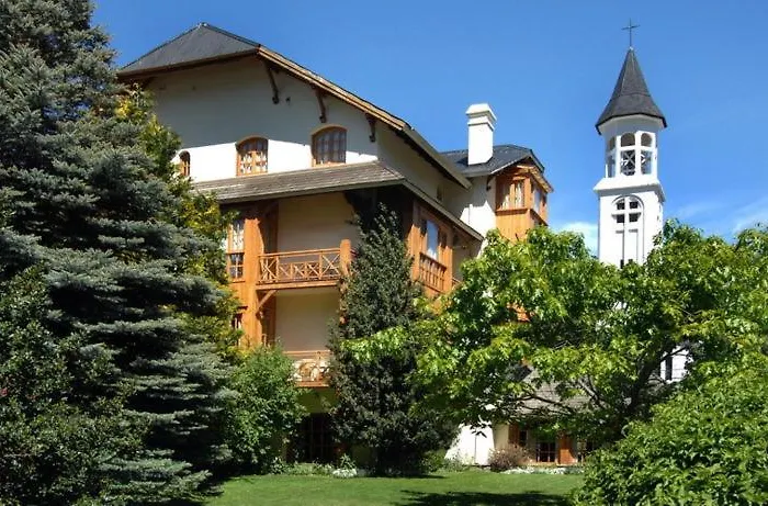 Hotel Y Cabanas Le Village