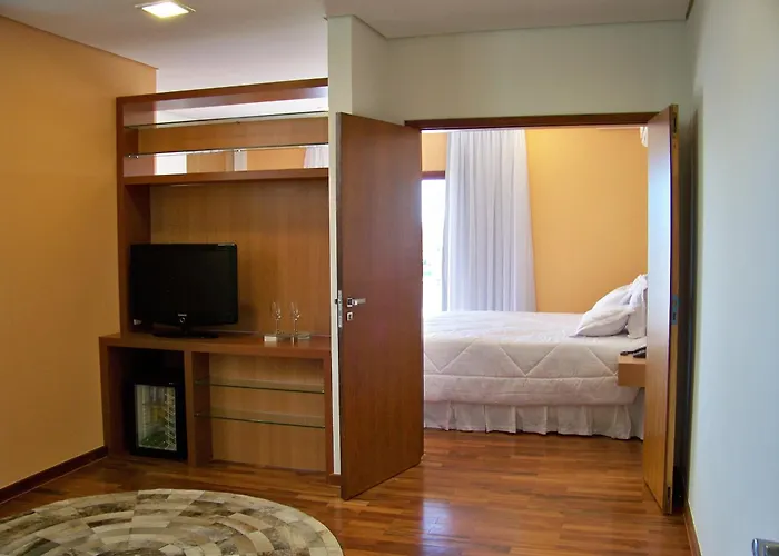 Ramada By Wyndham Furnaspark
