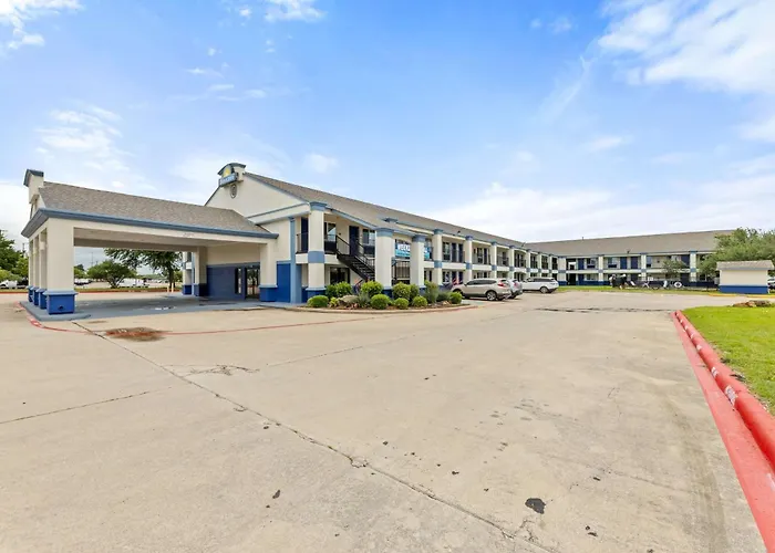 Days Inn By Wyndham Mckinney