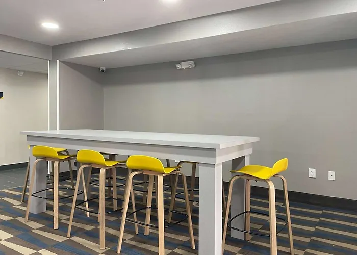 Microtel Inn & Suites By Wyndham Bossier City