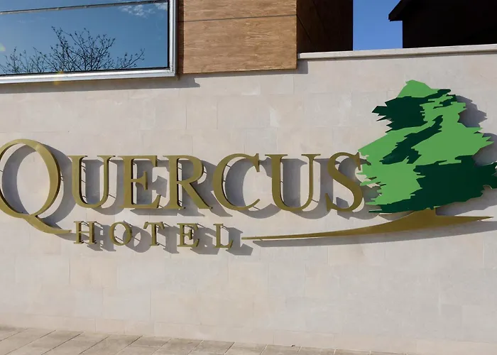 Hotel Quercus