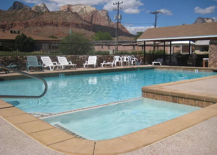 Bumbleberry Inn