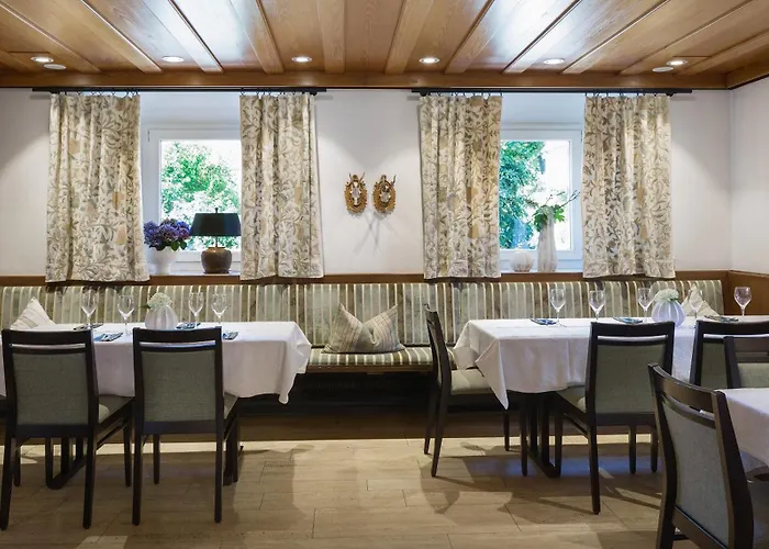 Wirtshaus&Hotel Goldener Greif