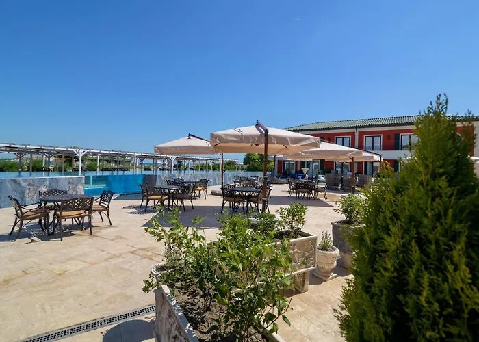 Eco Therma Village