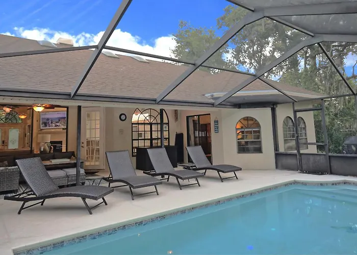 Your Manatee And Scalloping Adventure Retreat In Crystal River