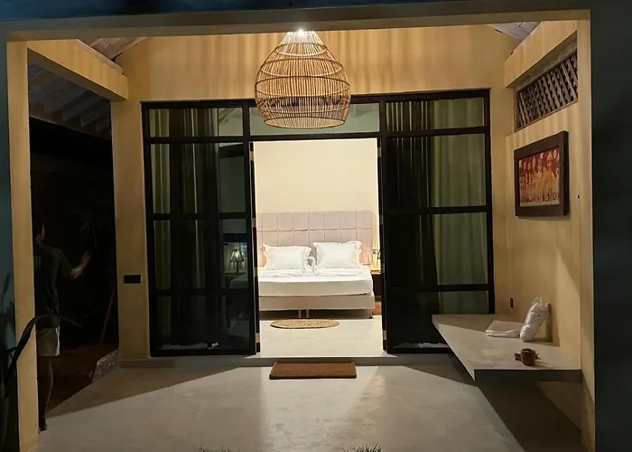 Nikara Beach Villas Arugambay