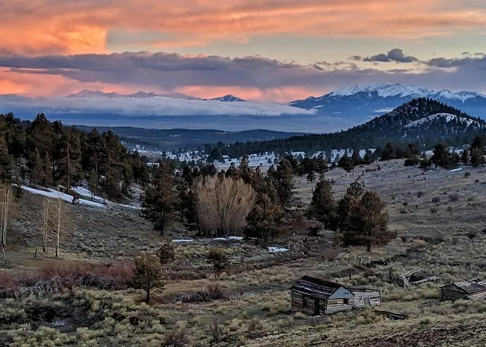Beautiful Quiet Getaway In Dark Skies Community. Perfect For A Relaxing Stay In The Mountains