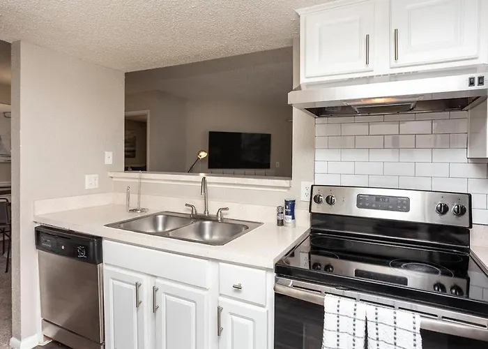 Landing At Northgreen At Carrollwood - 2 Bedrooms In Greater Northdale