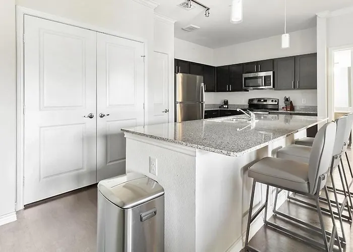 Landing Modern Apartment With Amazing Amenities