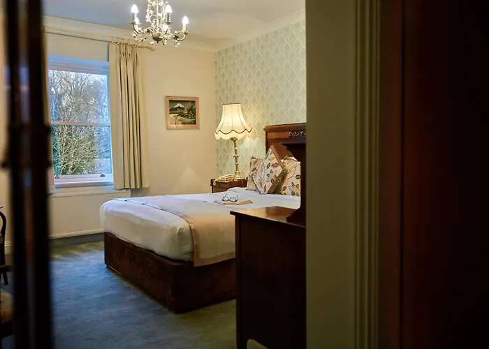 Seaview House Hotel