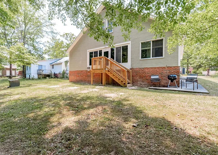 10 Mins To Lake Murray! The Dutch Creek Cottage