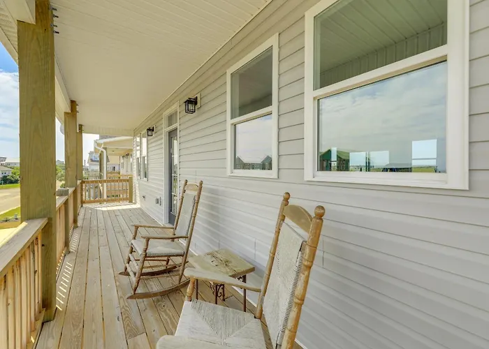 North Topsail Getaway W/ Panoramic Sound Views!
