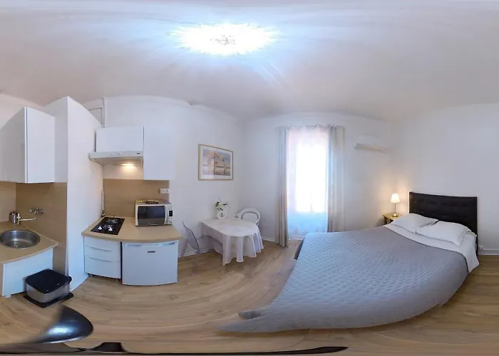 Seayousoon Inn Cannes - Studios