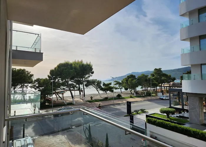 Anchor Apartments