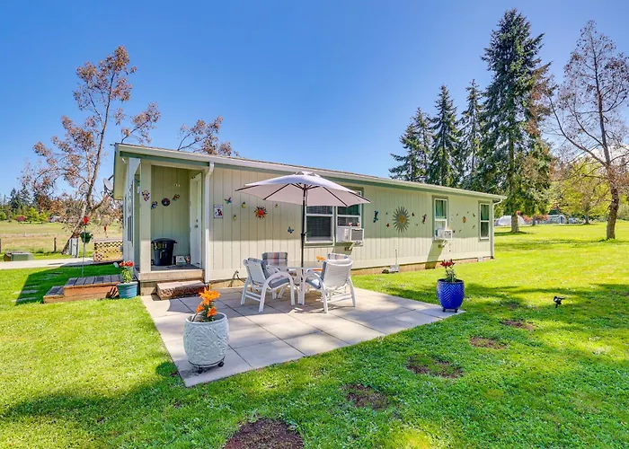 Fire Pit + Patio: Peaceful Port Angeles Escape!