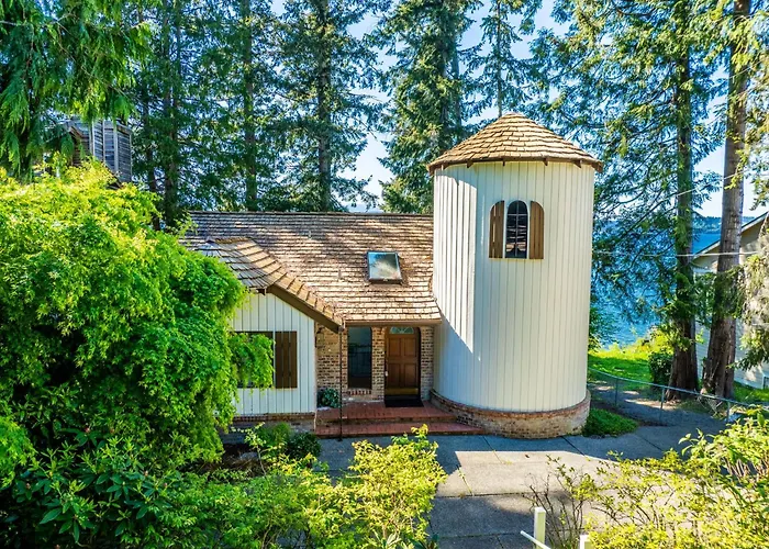 Fairyland Cottage, Waterfront, Beach, Kayak, Hot Tub
