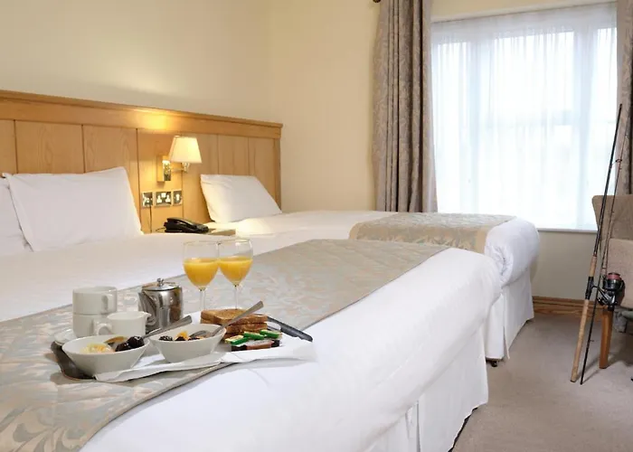 Mahon'S Hotel