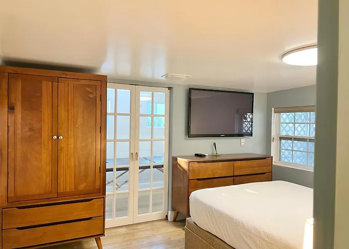 Harmonious Suites