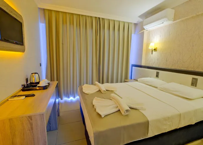Moni Hotel