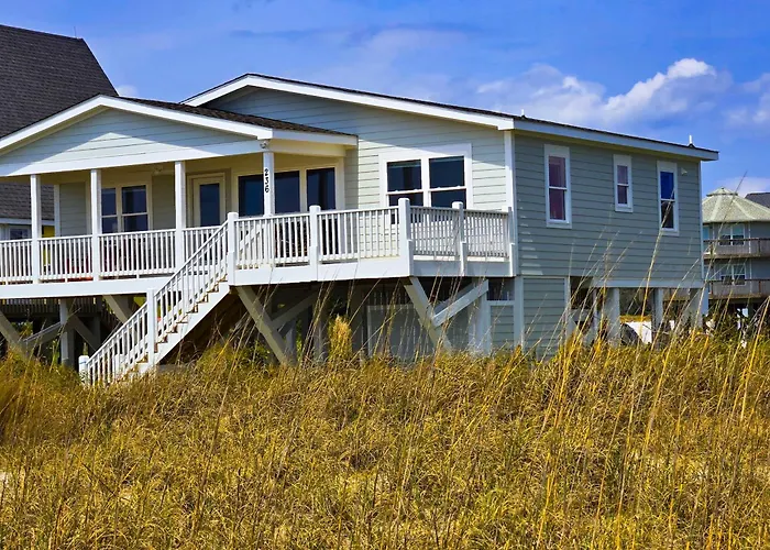 Dog-Friendly Waterfront House With Beach Access & Fireplace - Snowbirds Welcome