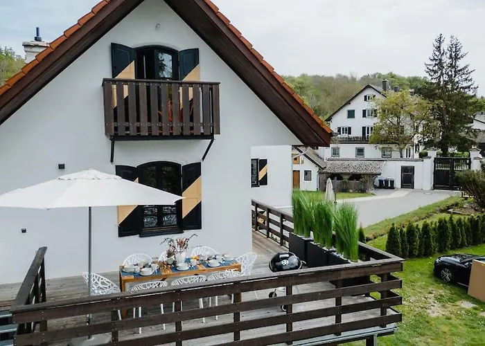 Lake House With Sun Terrace For 8 Guests