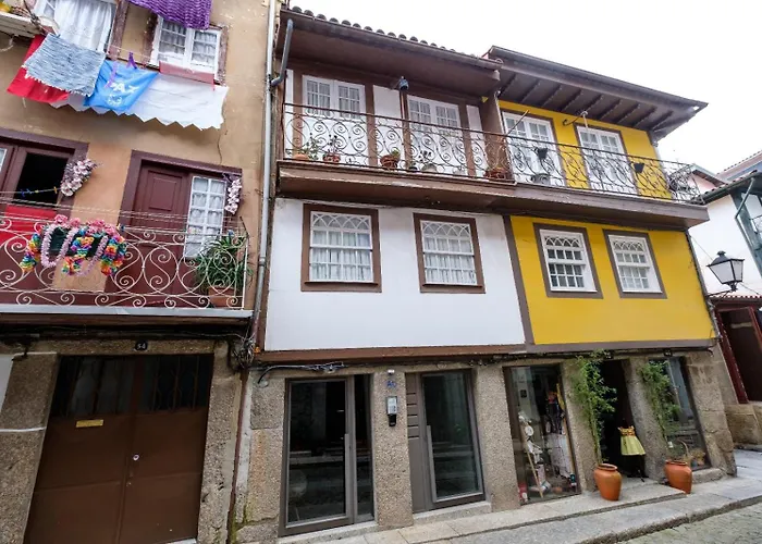 Casa Velhinha - Design, Culture&Comfort in Guimarães