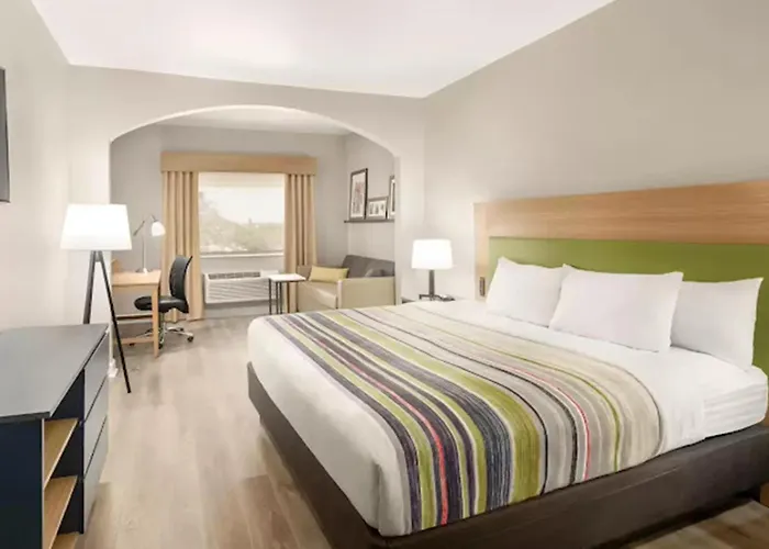 Comfort Suites Shenandoah-The Woodlands