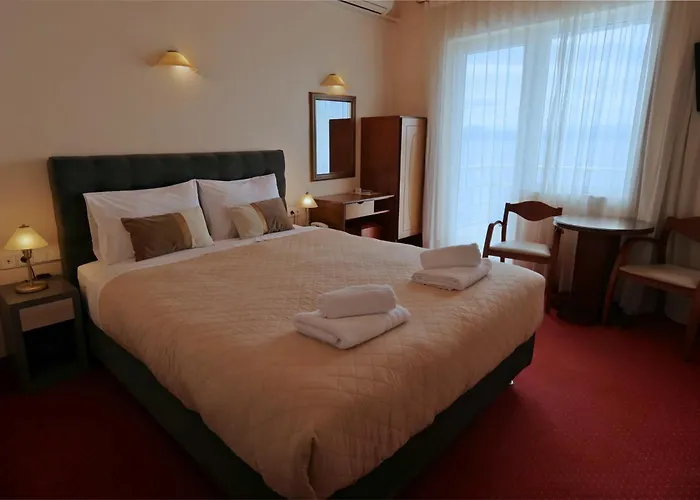 Hotel Excelsior