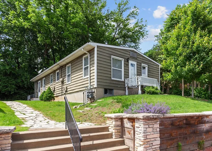 Duplex Hideaway In Saint Charles Mo