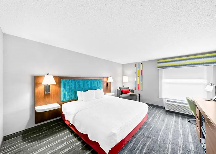 Hampton Inn South Heritage Park