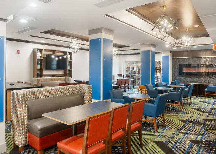 Holiday Inn Express And Suites Stroudsburg-Poconos By Ihg